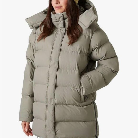 HH woman's coat - Picture 7 of 9